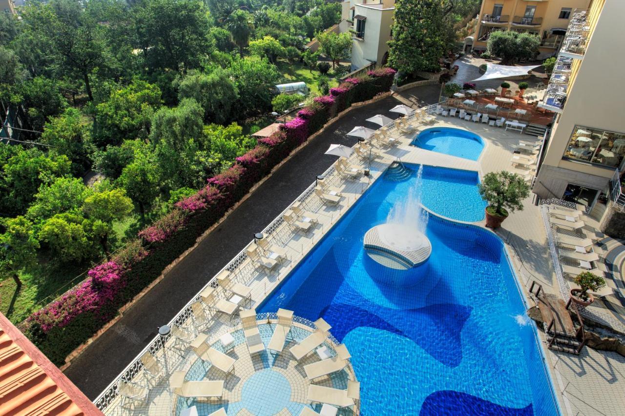 Via Capo Rooms Sorrento Kültér fotó